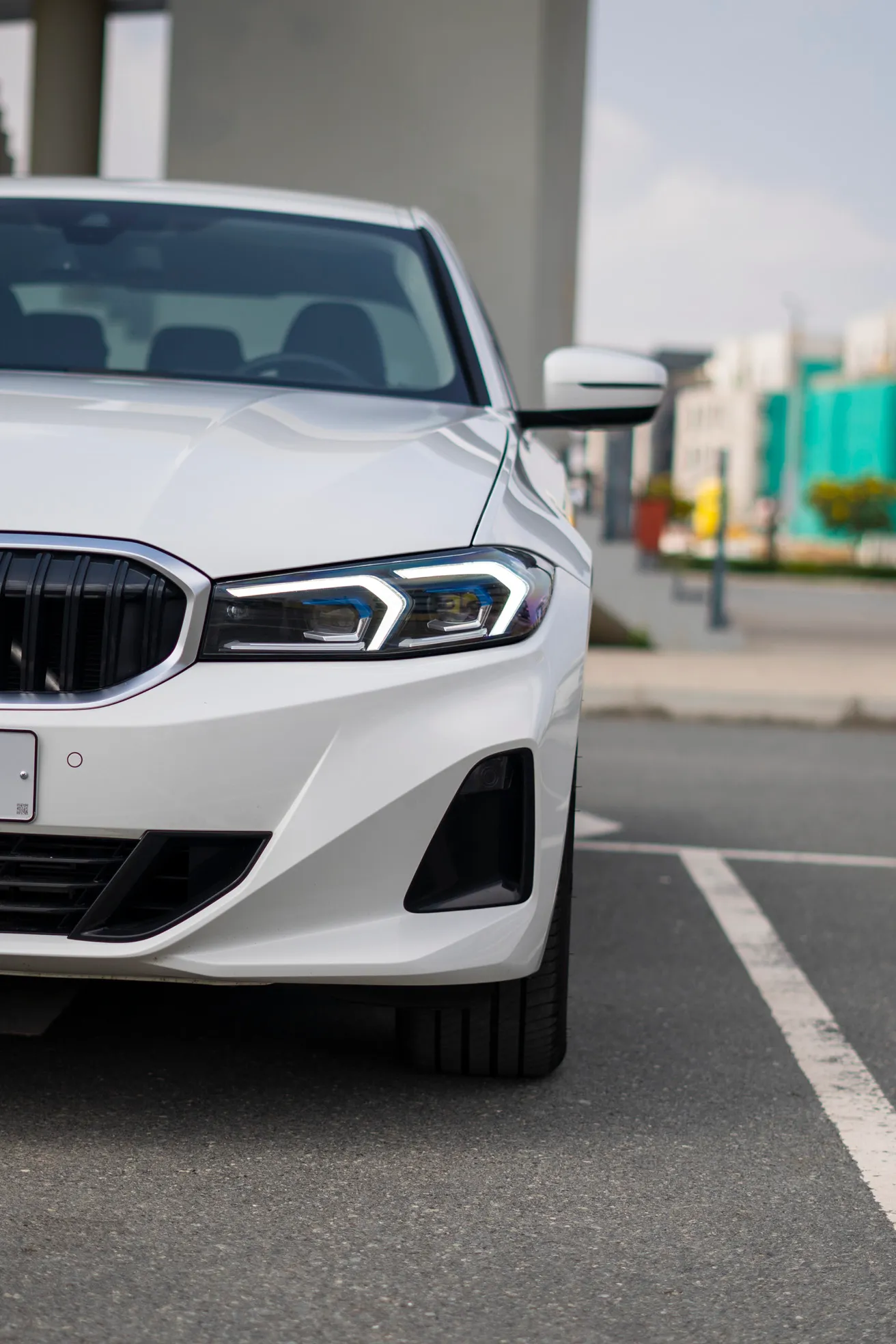 2022 BMW 320 photo 9 of 42 — Drive Your Dream | Car Leasing Dubai