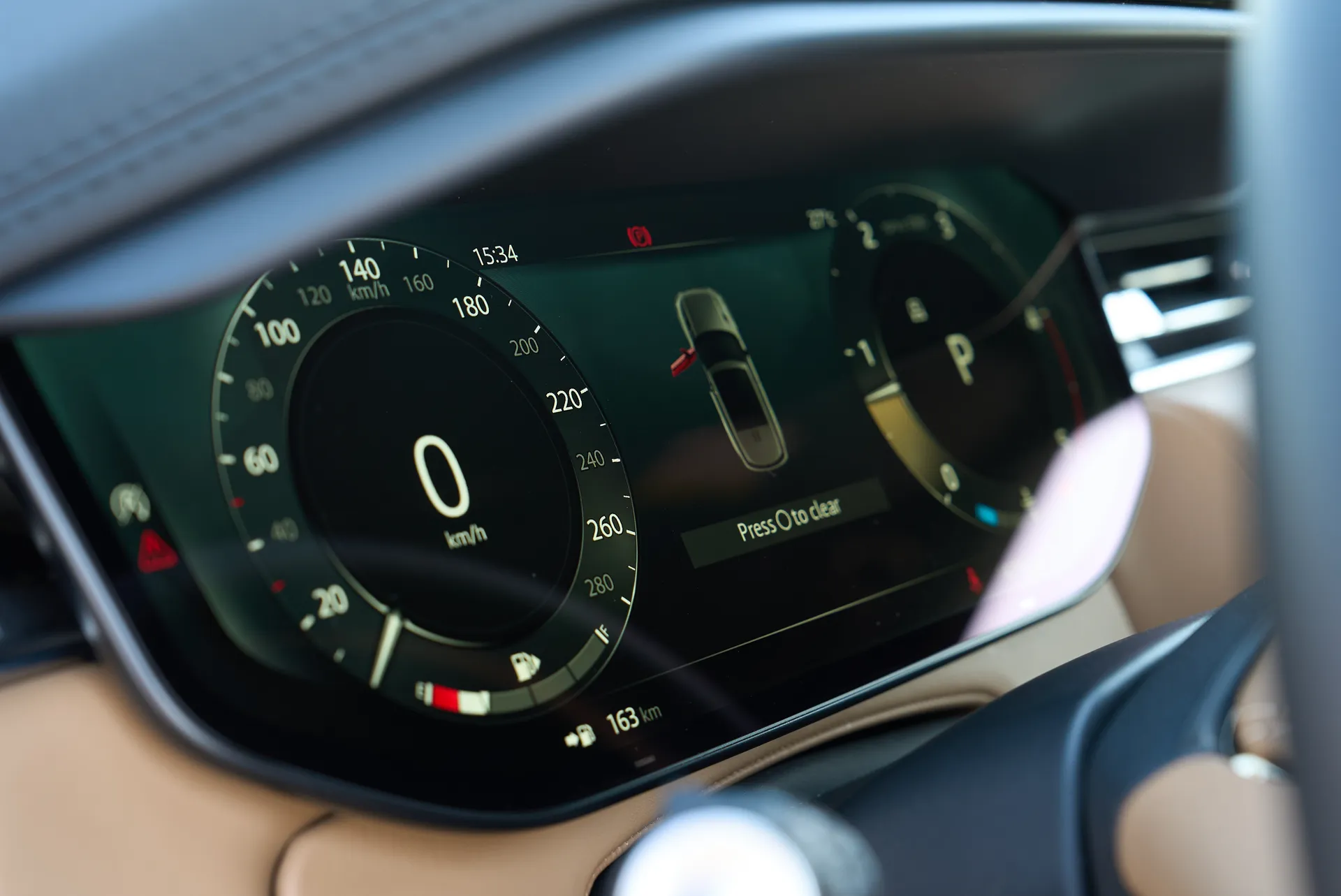 2023 Land Rover Range Rover Sport photo 15 of 28 — Drive Your Dream | Car Leasing Dubai